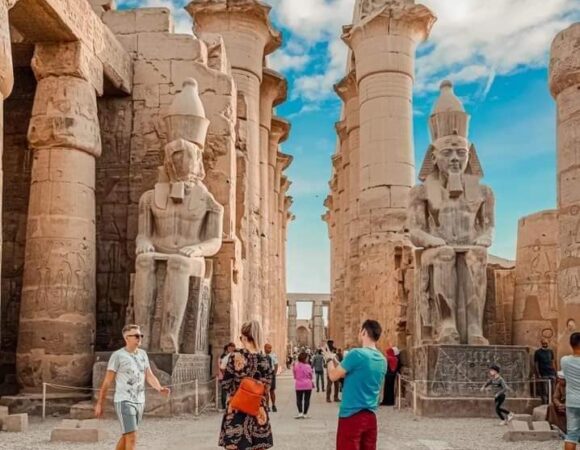 4-Days Nile Cruise From Aswan To Luxor including Abu Simbel and Hot Air Balloon